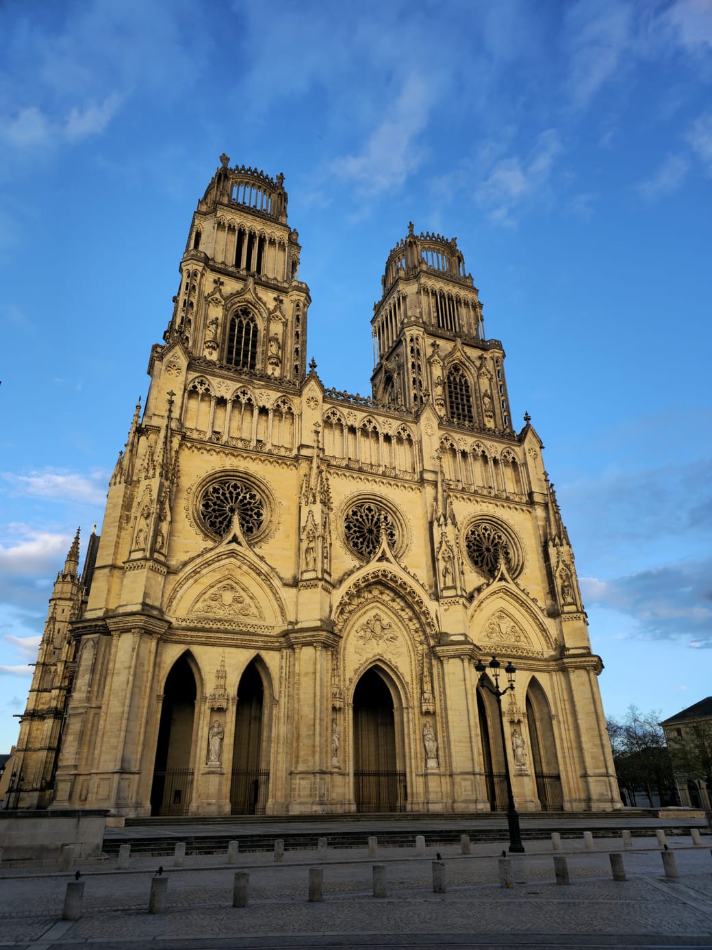 COURONNE DE SAINT & Église & Laiton Et Strass & 19e me